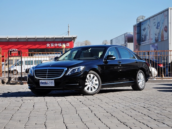 奔驰(进口)  S400L 3.0T 自动 车辆左前45度视角
