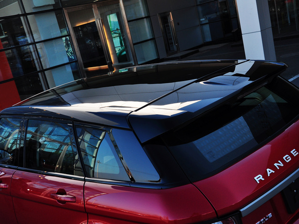 路虎 2.0T 车顶后部