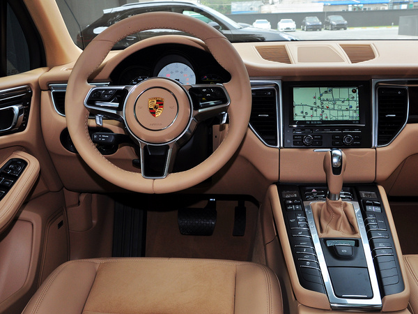 保时捷  Macan