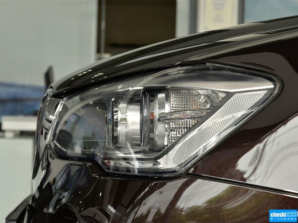 宝马(进口)  xDrive20i 右后悬架