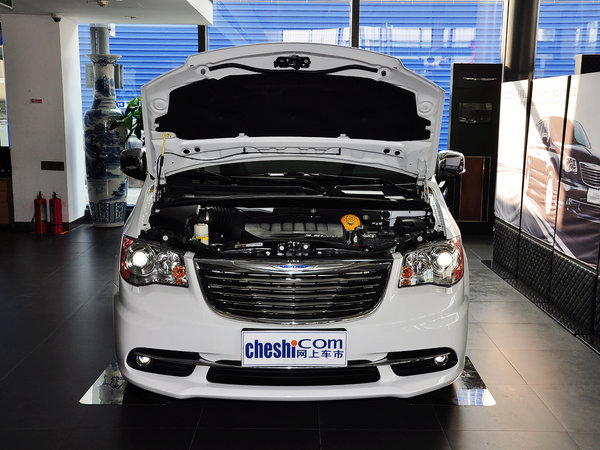克莱斯勒  3.6L 自动 车辆发动机舱整体