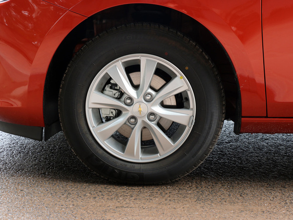 雪佛兰  赛欧3 1.5L 手动