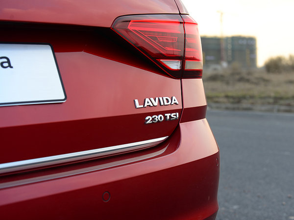 上汽大众  230TSI