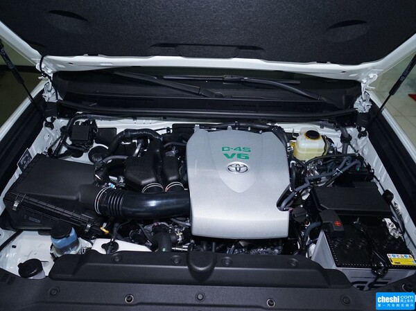 一汽丰田  3.5L 自动 发动机标识