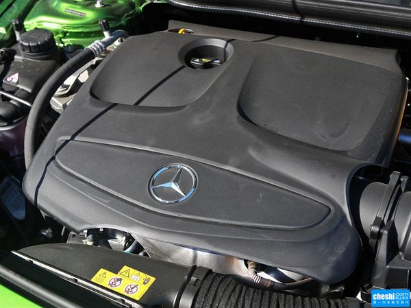 奔驰(进口)  A260 发动机标识