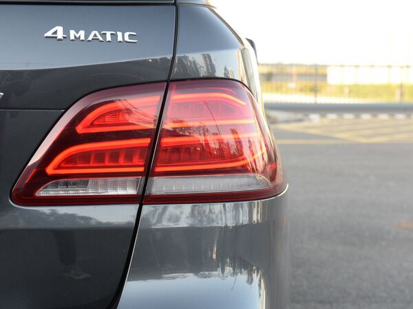 奔驰(进口)  GLE 右后尾灯