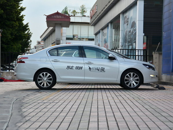 东风标致  1.6T 正右侧