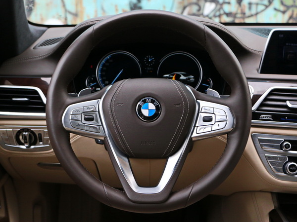 宝马(进口)  750Li 方向盘