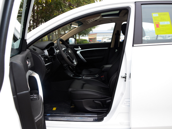 吉利汽车 三厢百万款