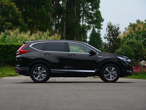 东风本田  混动 2.0L 正右侧