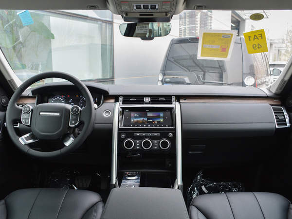 路虎 5.0 V8 SVX 大中控全景