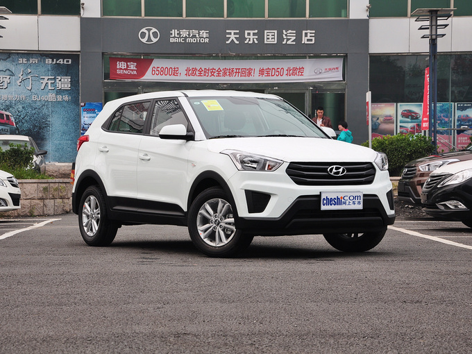 北京现代 1.6L 手动 右前正45度