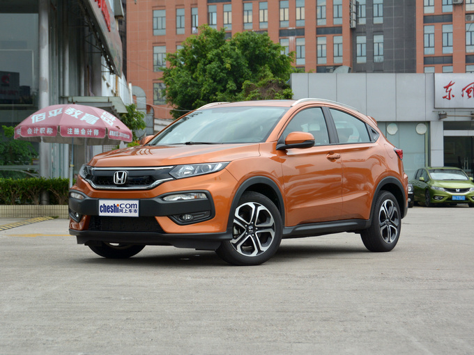 东风本田  1.8L VTi CVT 左前正45度