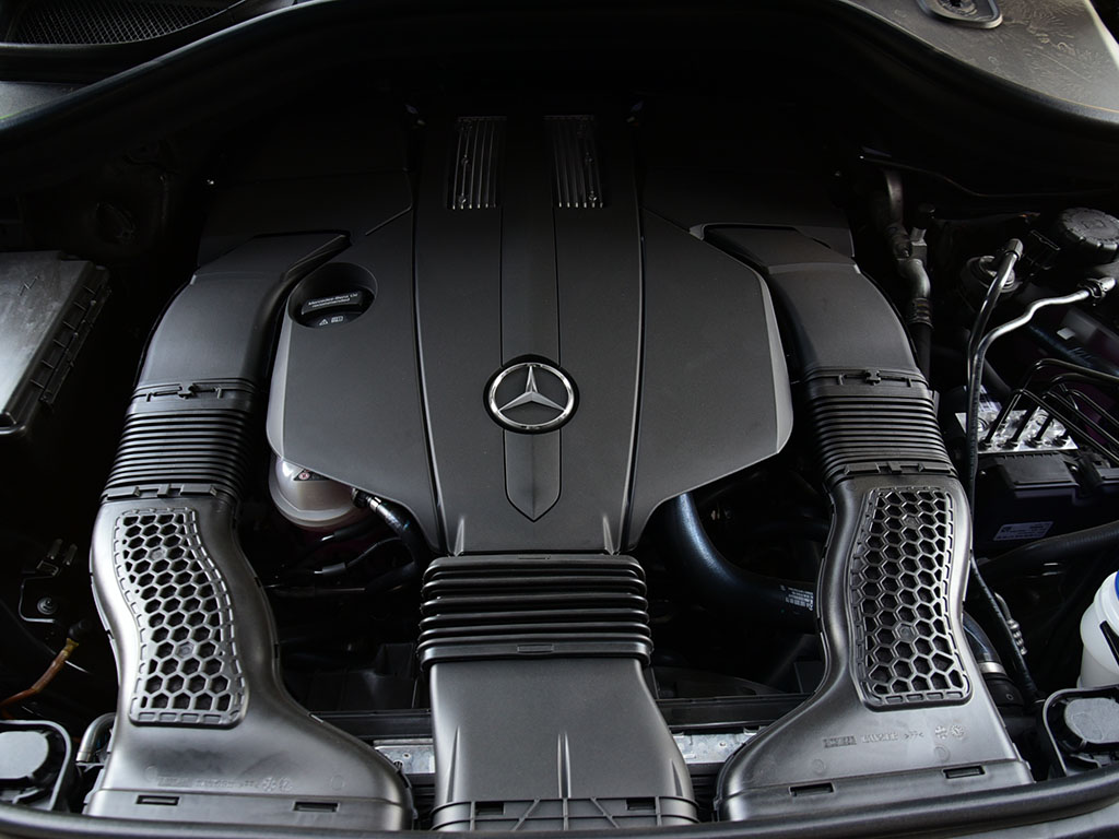 奔驰(进口) GLS 400 发动机