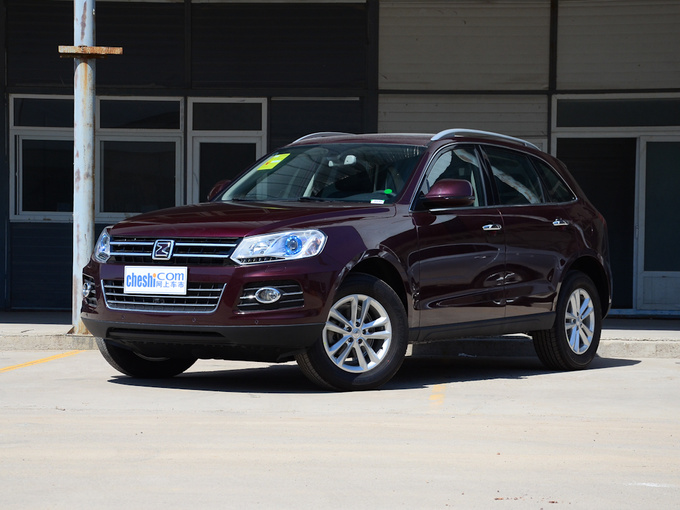 众泰  1.5T 左前正45度