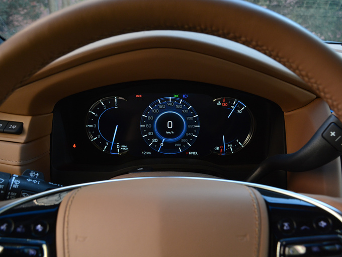 凯迪拉克(进口)  6.2L 仪表盘