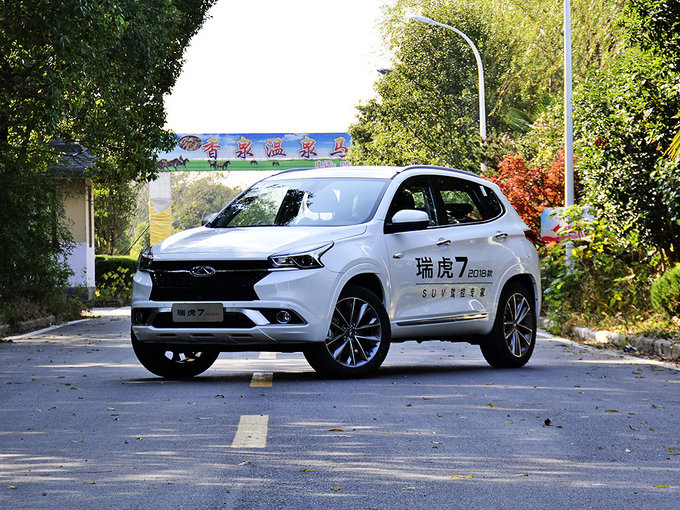 奇瑞汽车  1.5T 左前正45度