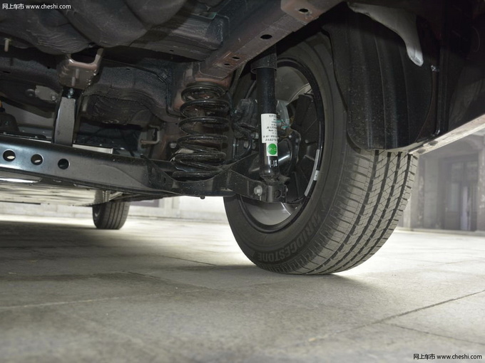 上汽荣威   右后悬架