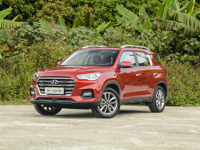 北京现代  2.0L 左前正45度