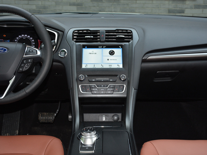 长安福特  EcoBoost 180 中控台