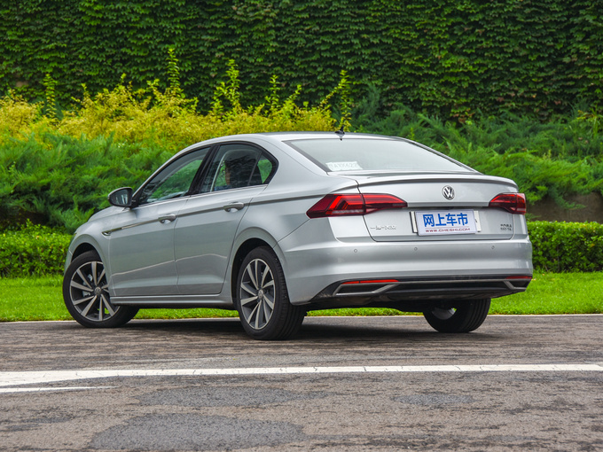 一汽-大众 280TSI 左后正45度