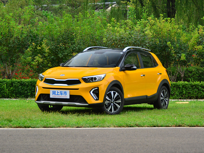 东风悦达起亚  1.4L 左前正45度