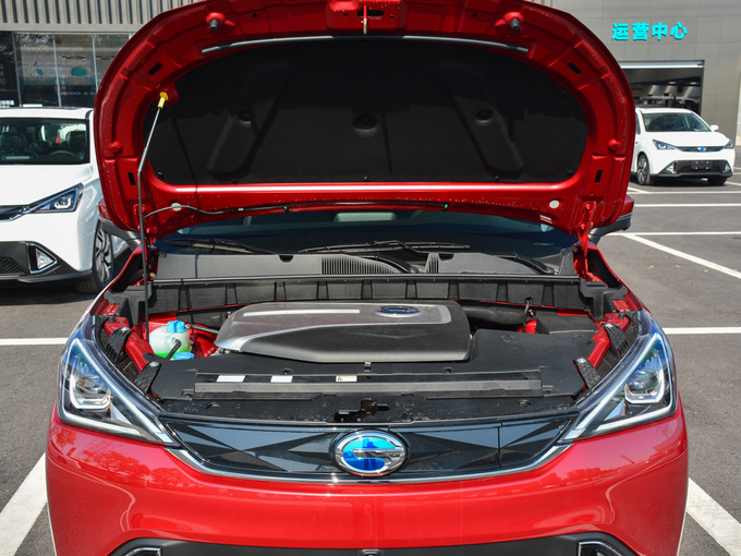 广汽新能源汽车有限公司  530 发动机舱