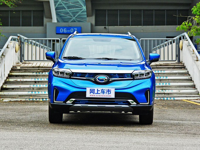 广汽丰田  豪华版 正前