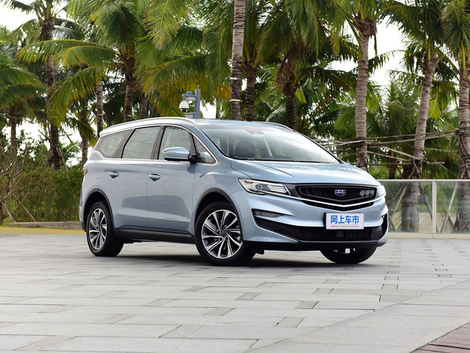 吉利汽车  1.5TD MHEV 右前正45度