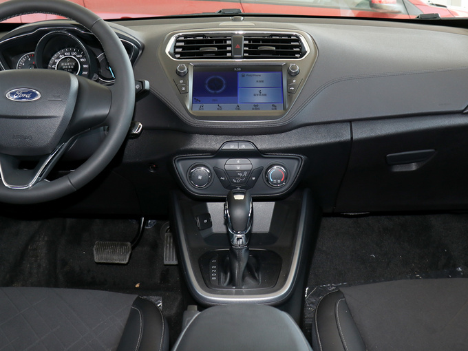 长安福特  1.5L 中控台