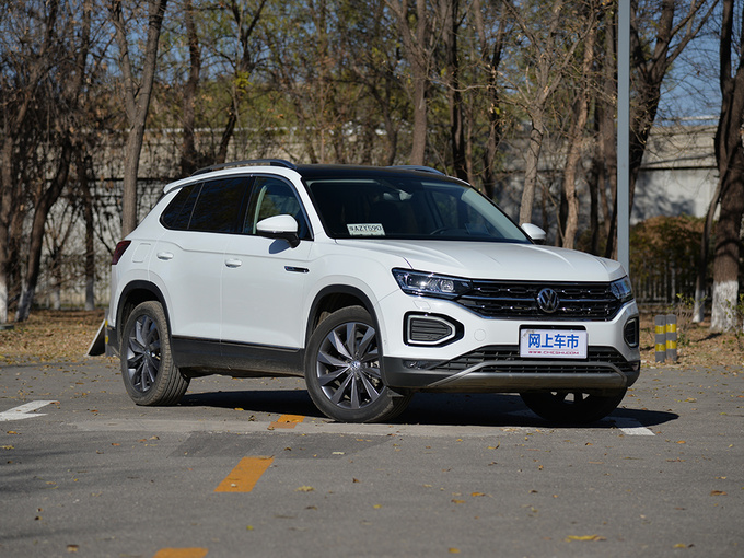 一汽-大众  380TSI 右前正45度