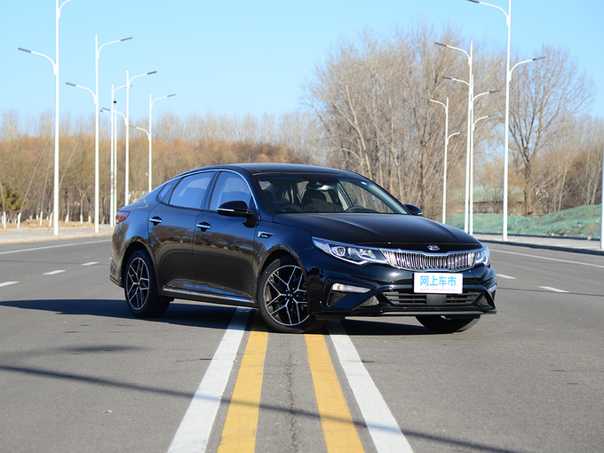东风悦达起亚  Pro 1.6T 自动豪华版 右前正45度