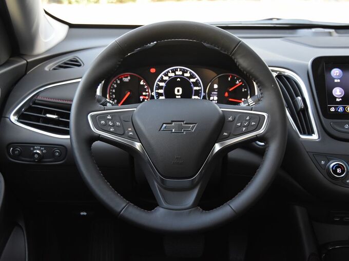 雪佛兰 Redline 550T 方向盘