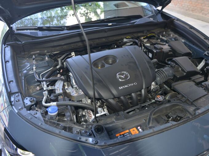 长安马自达  2.0L 发动机