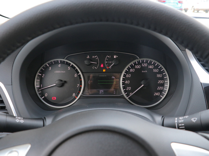 东风日产 1.6XV CVT智联尊享版 仪表盘