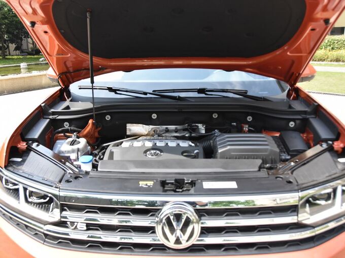 上汽大众  380TSI 发动机舱