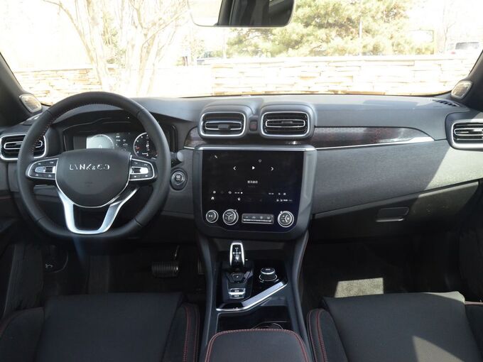 领克 2.0TD 大中控全景