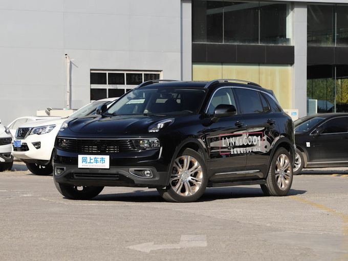 领克 2.0T 两驱型Pro版 左前正45度