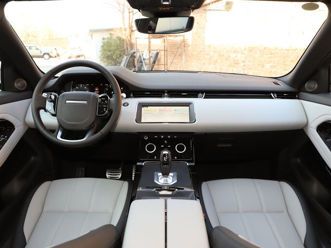 奇瑞捷豹路虎  249PS R-DYNAMIC S 大中控全景