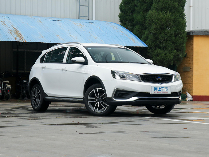 吉利汽车  升级版 1.5L 右前正45度