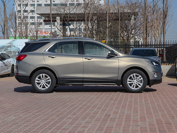 雪佛兰 535T 自动驭界版 正右侧