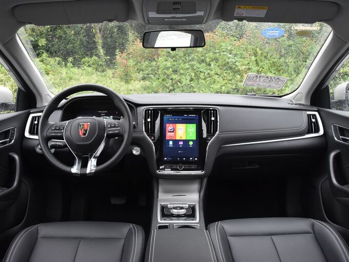 上汽荣威  PLUS 50T 大中控全景