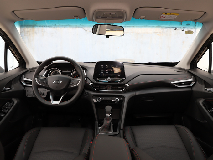 雪佛兰  Redline 530T 自动纵享版（5+2款） 大中控全景