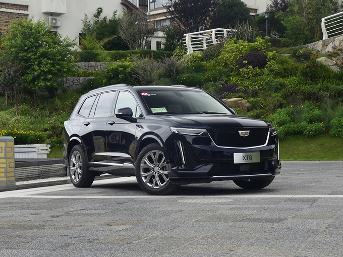 凯迪拉克(国产) 28T 右前正45度