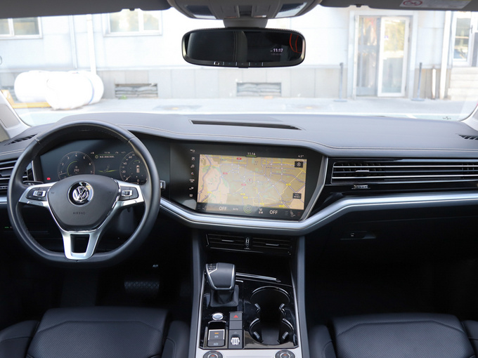 大众(进口)  2.0TSI 锐翼版 大中控全景