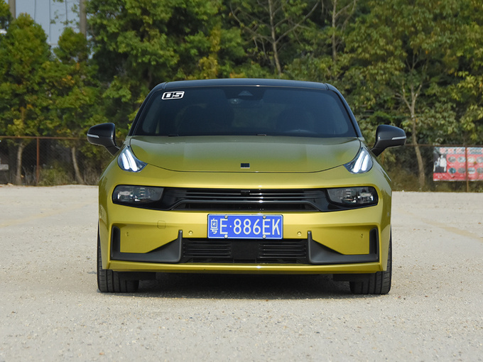 领克 03+ 2.0TD 正前