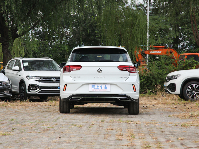 一汽-大众  280TSI DSG两驱R-Line 正后