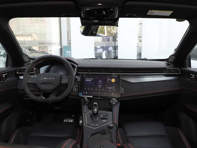 领克  2.0TD 大中控全景