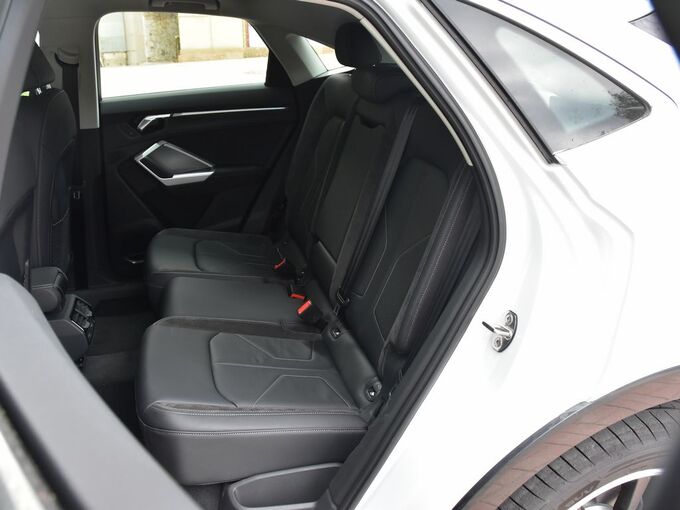 一汽奥迪 Sportback 45 TFSI quattro 第二排座椅