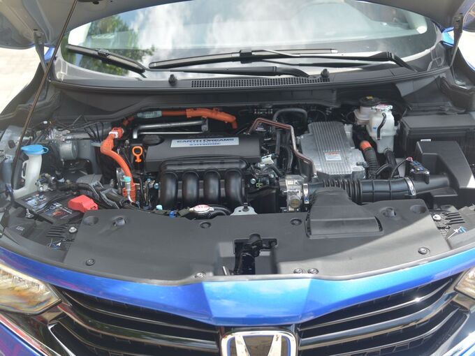 东风本田  锐·混动 1.5L 发动机舱